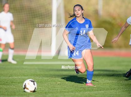 Thumbnail 3 in Shorewood vs. Stanwood photogallery.