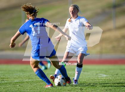 Thumbnail 1 in Shorewood vs. Stanwood photogallery.