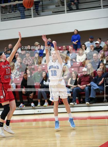 Thumbnail 2 in Foard vs. Newton-Conover photogallery.