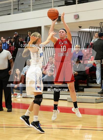 Thumbnail 2 in Foard vs. Newton-Conover photogallery.