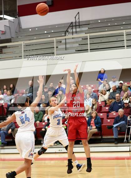 Thumbnail 2 in Foard vs. Newton-Conover photogallery.