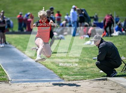 Thumbnail 2 in South Webster Invitational photogallery.