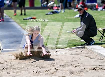Thumbnail 1 in South Webster Invitational photogallery.