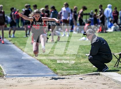 Thumbnail 3 in South Webster Invitational photogallery.