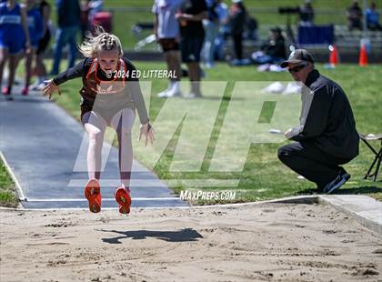Thumbnail 1 in South Webster Invitational photogallery.