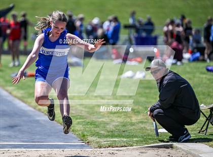 Thumbnail 3 in South Webster Invitational photogallery.