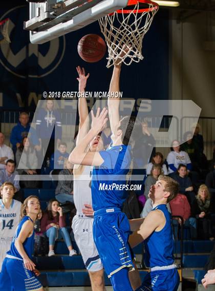Thumbnail 2 in Wilton vs. Newtown photogallery.