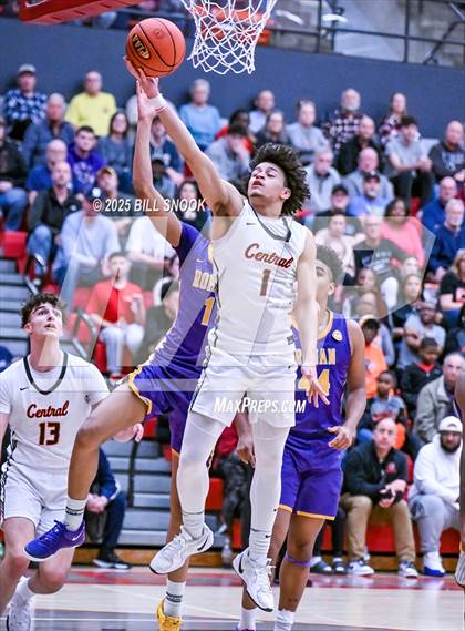 Thumbnail 1 in Roman Catholic @ Central York (PIAA 6A Round 2) photogallery.