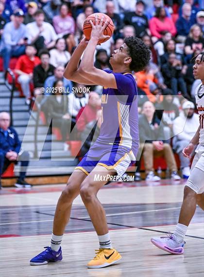 Thumbnail 2 in Roman Catholic @ Central York (PIAA 6A Round 2) photogallery.