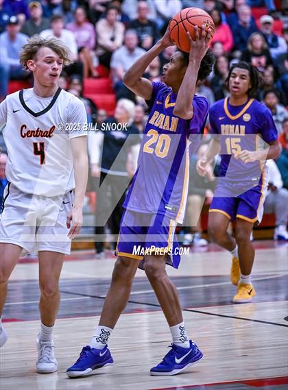 Thumbnail 1 in Roman Catholic @ Central York (PIAA 6A Round 2) photogallery.