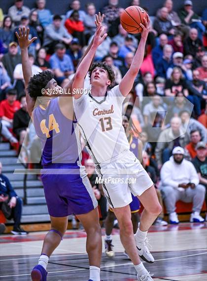 Thumbnail 2 in Roman Catholic @ Central York (PIAA 6A Round 2) photogallery.