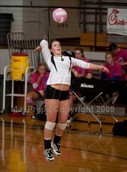 Thumbnail 3 in Alvin vs. Amarillo (Pearland Volleyball Classic) photogallery.