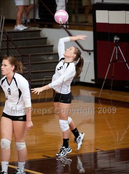 Thumbnail 3 in Alvin vs. Amarillo (Pearland Volleyball Classic) photogallery.
