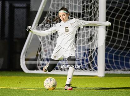 Thumbnail 3 in FR: Rio Linda vs. Bishop O'Dowd photogallery.