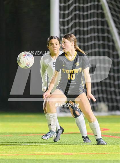 Thumbnail 2 in FR: Rio Linda vs. Bishop O'Dowd photogallery.