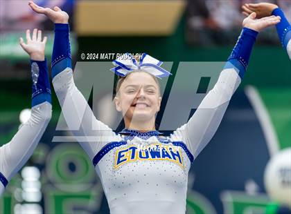 Thumbnail 2 in Etowah (Creekview Classic) photogallery.