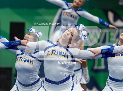 Thumbnail 3 in Etowah (Creekview Classic) photogallery.