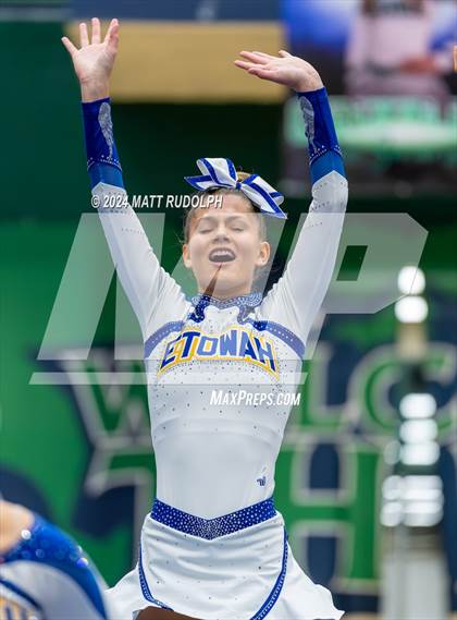 Thumbnail 3 in Etowah (Creekview Classic) photogallery.