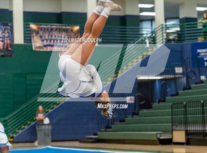Thumbnail 1 in Etowah (Creekview Classic) photogallery.