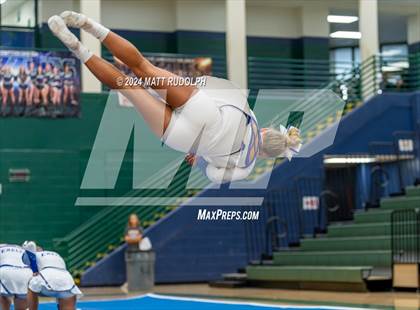 Thumbnail 3 in Etowah (Creekview Classic) photogallery.