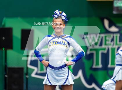 Thumbnail 1 in Etowah (Creekview Classic) photogallery.