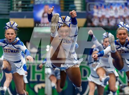 Thumbnail 1 in Etowah (Creekview Classic) photogallery.