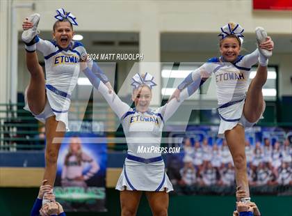 Thumbnail 2 in Etowah (Creekview Classic) photogallery.