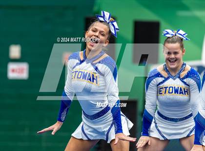 Thumbnail 1 in Etowah (Creekview Classic) photogallery.
