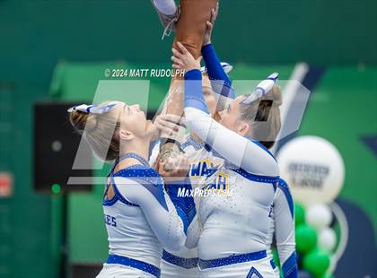 Thumbnail 1 in Etowah (Creekview Classic) photogallery.