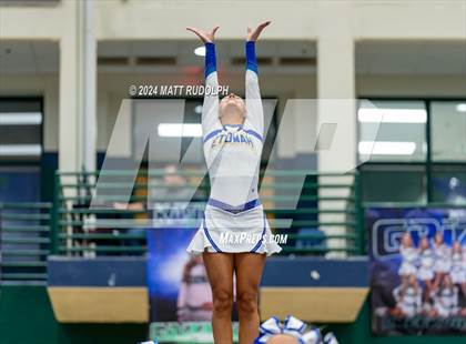 Thumbnail 2 in Etowah (Creekview Classic) photogallery.