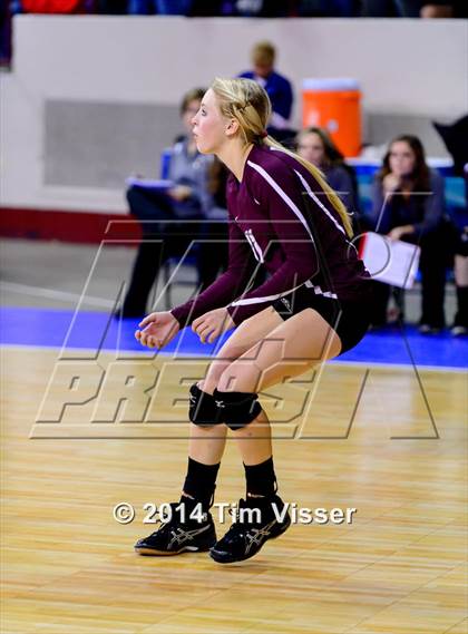 Thumbnail 2 in Idalia vs. Otis (CHSAA 1A Semifinal) photogallery.