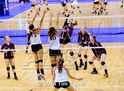 Thumbnail 2 in Idalia vs. Otis (CHSAA 1A Semifinal) photogallery.