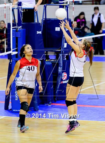 Thumbnail 1 in Idalia vs. Otis (CHSAA 1A Semifinal) photogallery.