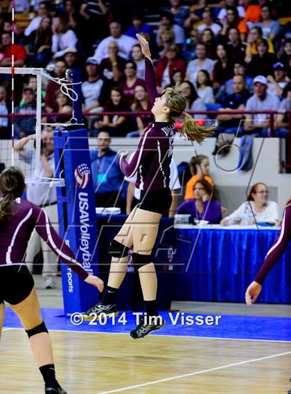 Thumbnail 1 in Idalia vs. Otis (CHSAA 1A Semifinal) photogallery.