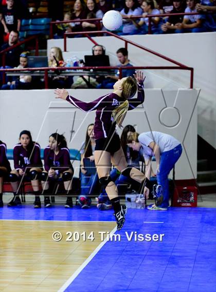 Thumbnail 2 in Idalia vs. Otis (CHSAA 1A Semifinal) photogallery.