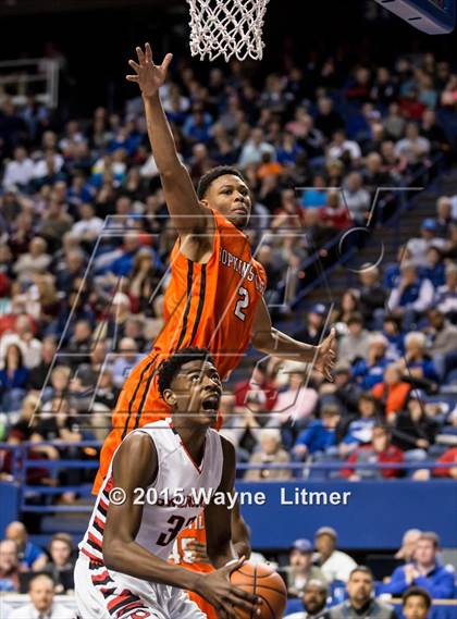 Thumbnail 1 in Hopkinsville vs. Owensboro (KHSAA Sweet 16)  photogallery.