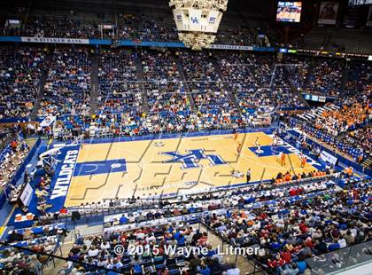 Thumbnail 1 in Hopkinsville vs. Owensboro (KHSAA Sweet 16)  photogallery.