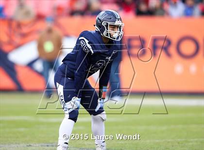 Thumbnail 2 in Pomona v Valor Christian (CHSAA 5A Final) photogallery.