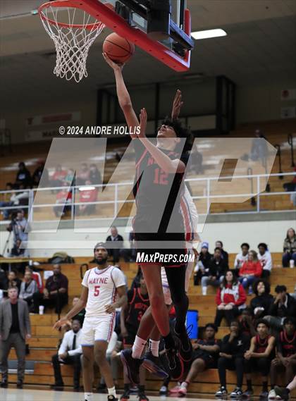 Thumbnail 1 in Fort Wayne North Side vs Fort Wayne Wayne (IHSAA 4A Region 4 Final) photogallery.