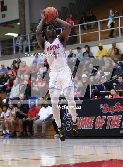 Thumbnail 2 in Fort Wayne North Side vs Fort Wayne Wayne (IHSAA 4A Region 4 Final) photogallery.