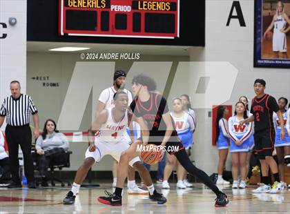 Thumbnail 1 in Fort Wayne North Side vs Fort Wayne Wayne (IHSAA 4A Region 4 Final) photogallery.