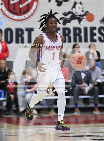 Thumbnail 3 in Fort Wayne North Side vs Fort Wayne Wayne (IHSAA 4A Region 4 Final) photogallery.