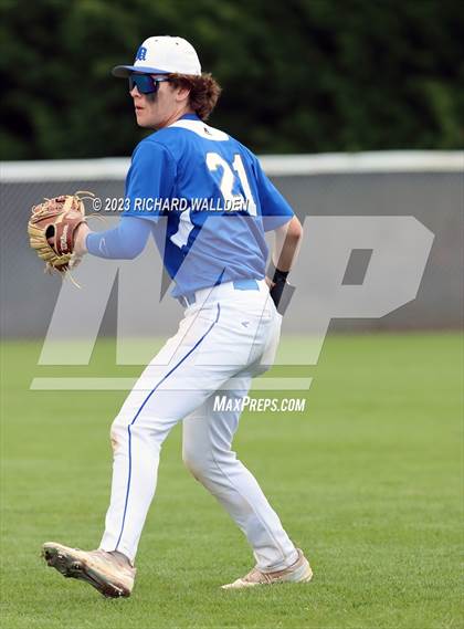 Thumbnail 1 in Middletown @ Caravel photogallery.