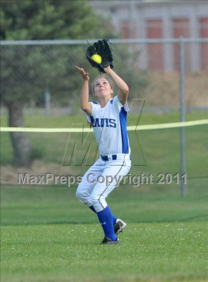 Thumbnail 1 in St. Francis vs. Davis (CIF SJS D1 Playoffs) photogallery.