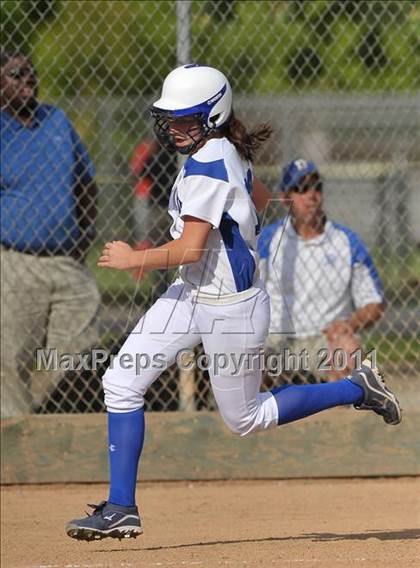 Thumbnail 3 in St. Francis vs. Davis (CIF SJS D1 Playoffs) photogallery.