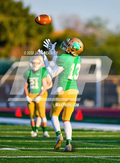 Thumbnail 1 in Yuma Catholic vs. Snowflake (AIA 3A Final) photogallery.