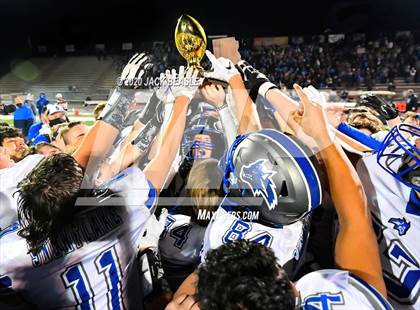 Thumbnail 1 in Yuma Catholic vs. Snowflake (AIA 3A Final) photogallery.