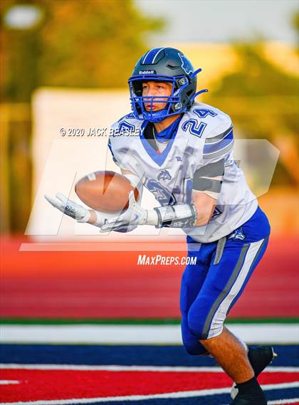 Thumbnail 2 in Yuma Catholic vs. Snowflake (AIA 3A Final) photogallery.
