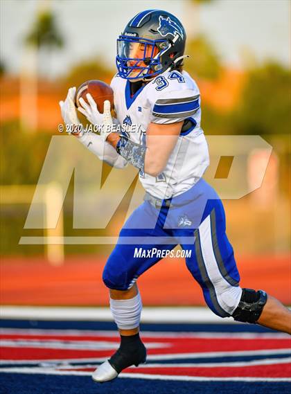Thumbnail 1 in Yuma Catholic vs. Snowflake (AIA 3A Final) photogallery.