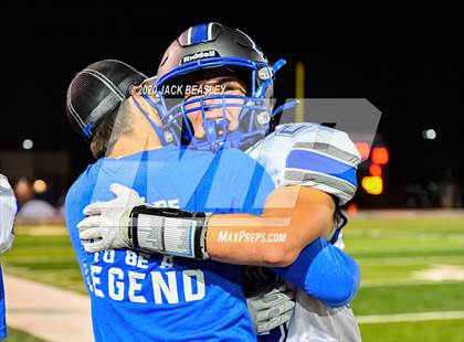 Thumbnail 1 in Yuma Catholic vs. Snowflake (AIA 3A Final) photogallery.